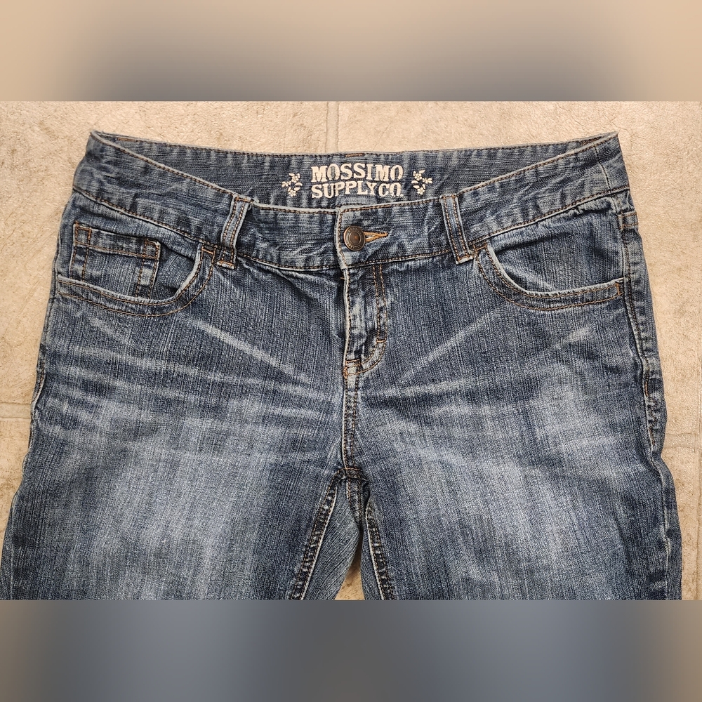 Mossimo Capris - Picture 2 of 5